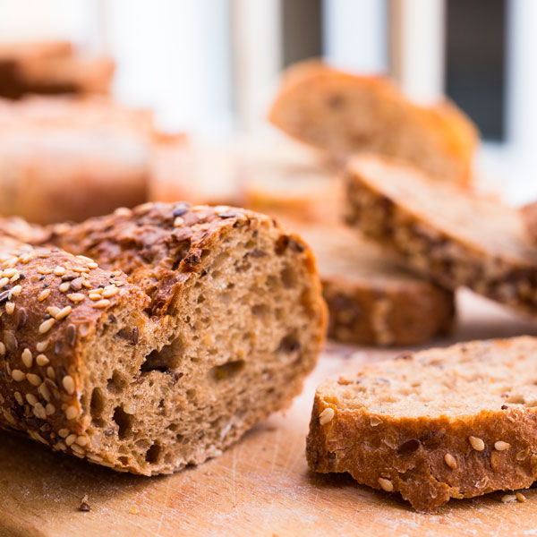 Mitos e verdades sobre pão integral e de fermentação natural